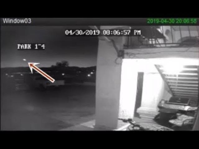 UFO Caught on CCTV Cam over Bullhead City, Arizona