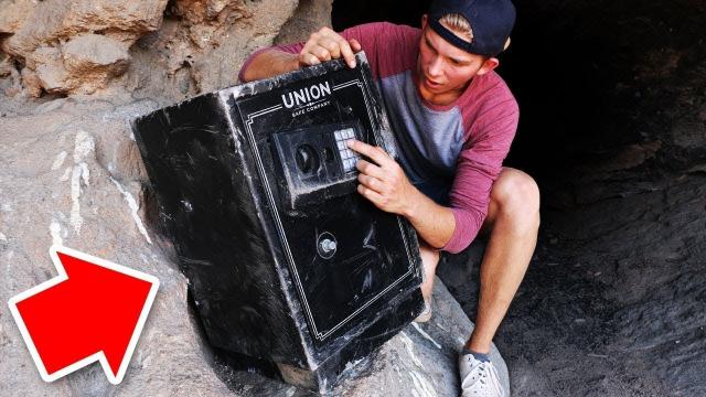 When This Employee Open Abandoned Safe Left In Warehouse, Finds This Treasure Inside !