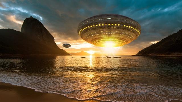 Best UFO Footages!!  Huge UFO Sightings Caught On Tape!! UFOs