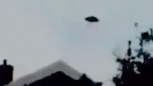 New Disc UFO captured in Video ????