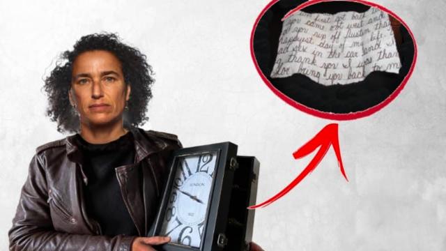 Woman Accidentally Drops Inherited Clock, Finds Shocking Note And Never Visits Mom's Grave