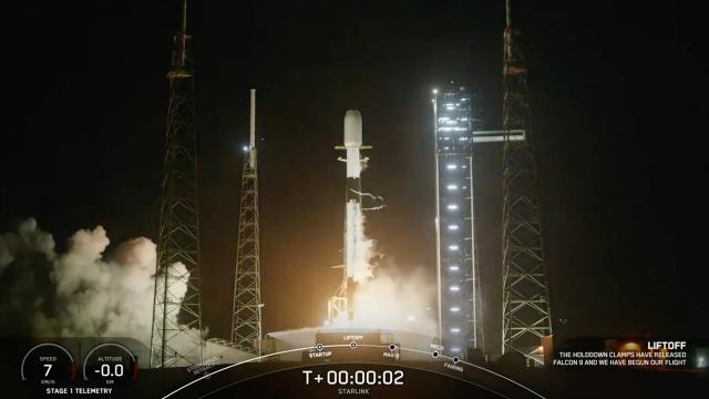 SpaceX launches Starlink batch to complete doubleheader, nails landing