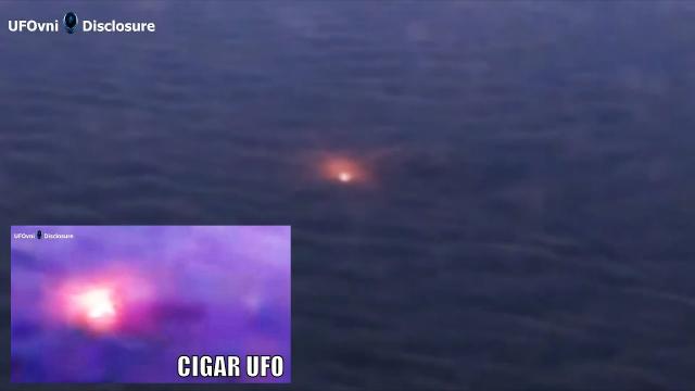 A Glowing Red UFO Was Captured By An Aircraft Passenger in Siberia