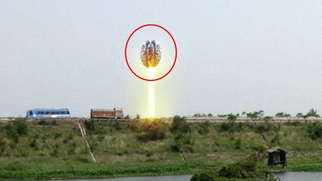 UFO Sighting Over ZUARI River INDIA ! Latest UFO Videos 2018