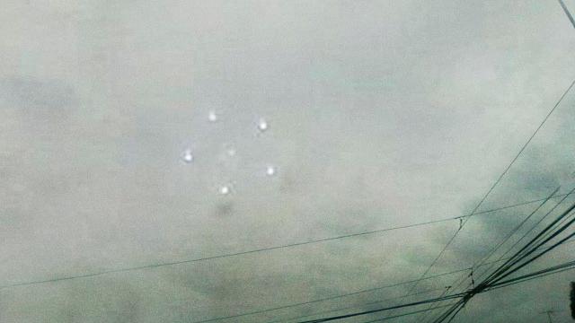 UFO with 5 lights in Guadalupe, San Jose, Costa Rica, January 2023 ????