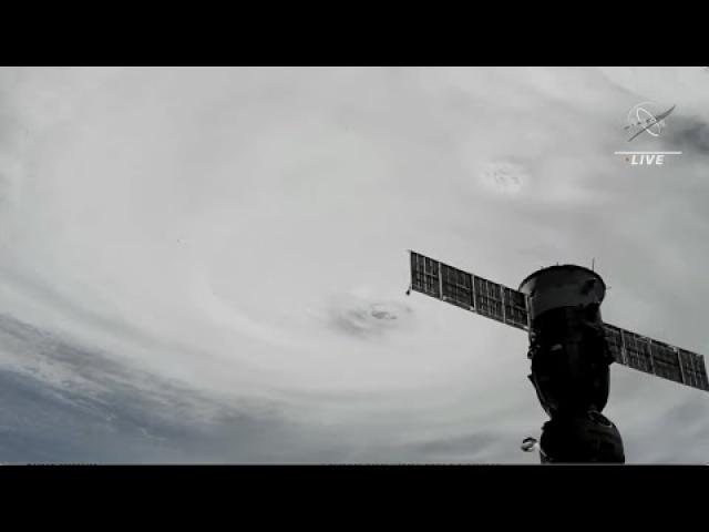 Hurricane Ian seen from space station during Florida landfall