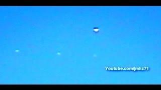 UFO Put Out Sphere,s Over Tijuana Mexico-OVNI Saca Esferas 12/03/2014