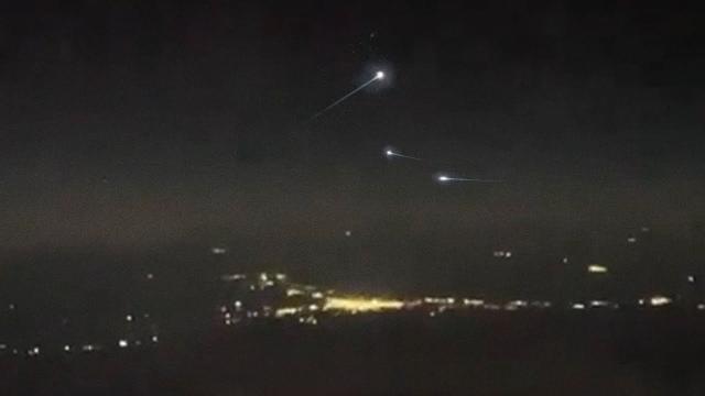Multiple UAPs caught on camera from plane in Mexico, Nov 2023 ????