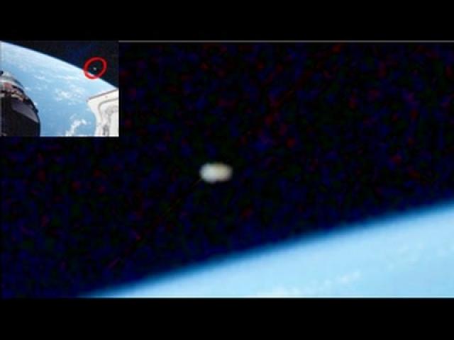 New UFO Discovery Inside NASA's Photo Archive 06/23/2015