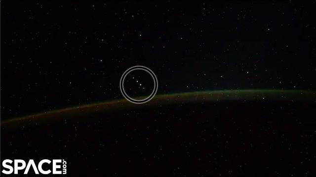 Auroras captured from space station - '5 Objects' seen