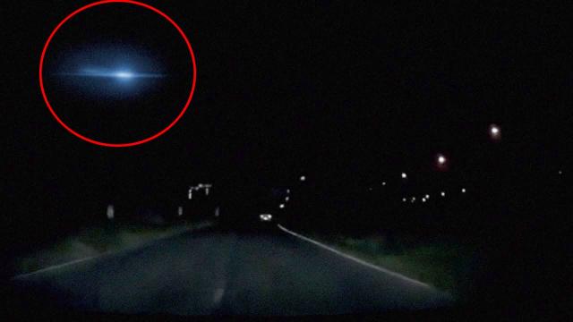 Massive UFO Moving at Incredible speed | Latest UFO News | Incredible UFO Sighting
