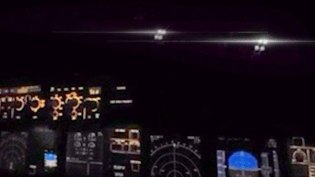 Airline pilots sighting Racetrack Light Patterns, Nov 2022 ????