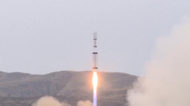 Liftoff! China Launches 5 Satellites Atop Long March-6 Rocket