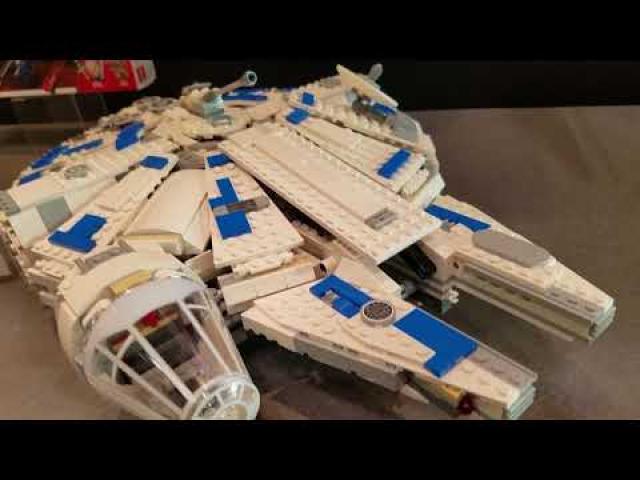Peek Inside LEGO's Kessel Run Millennium Falcon - Hands-On @ 2018 Toy Fair