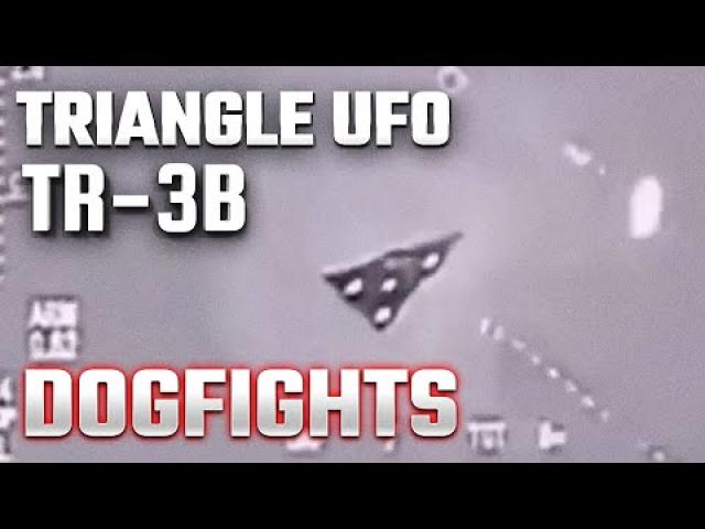 Jet Pilot Got Into a DOG FIGHT with Triangle UFO Over ISRAEL I UFO Sighting ????