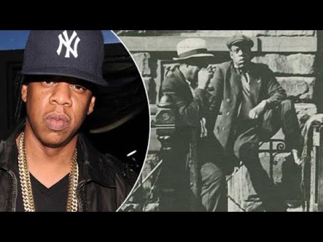 Jay-z 'appears' in a 1939 photograph: A traveler in time?