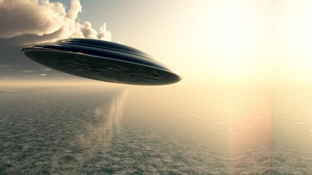 Huge UFO Mothership Caught On Camera | Jaw-Dropping UFO Sightings