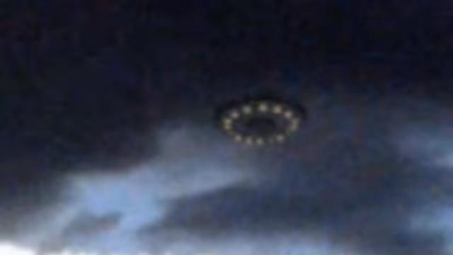 'Undeniable Evidence' UFO Sightings - Alien presence detected