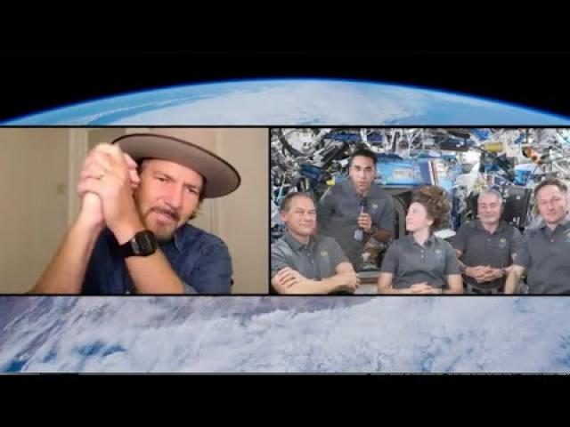 Pearl Jam's Eddie Vedder has Earth Day chat with space station astronauts