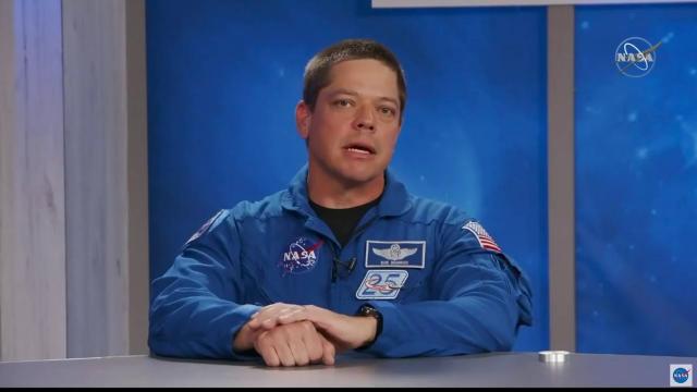 Flying SpaceX Crew Dragon manually - NASA astronauts explain