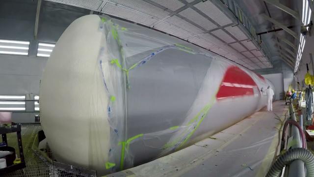 Watch ULA's new Vulcan rocket get a paint job in awesome time-lapse
