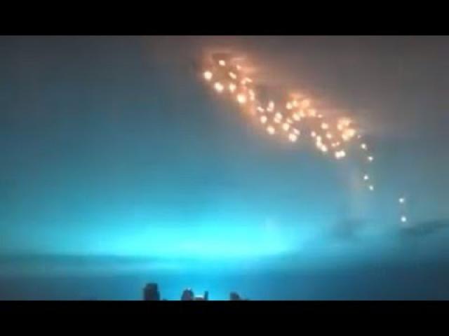 Mystery of the Blue Light in New York continues !! Another video with strange lights becomes viral