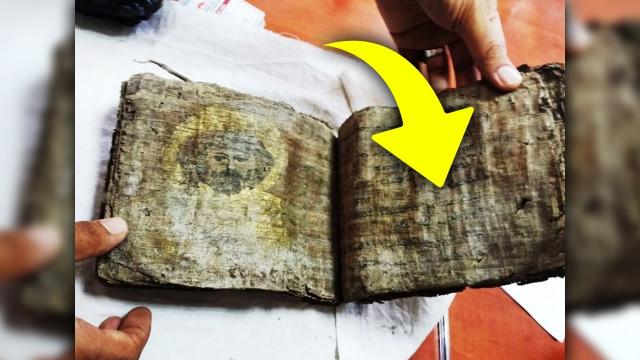 After Smugglers Tried To Sell This Ancient Bible, Undercover Agents Discovered Its Astonishing Value