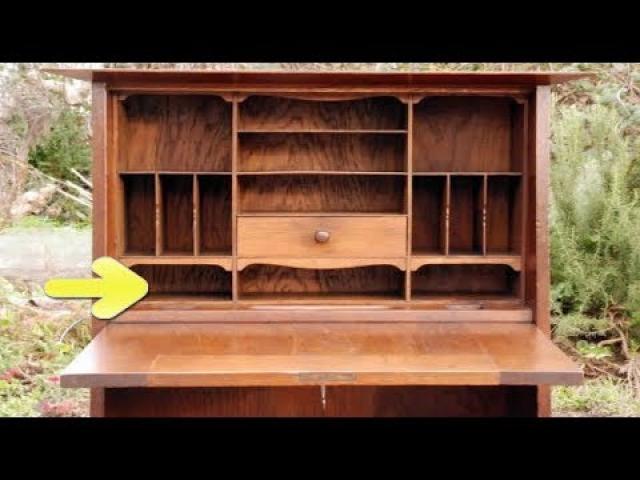 This Man Bought An Old Desk For Just $40 And  It Transformed A Family’s Life