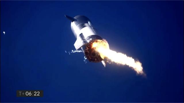 SpaceX Starship SN9 soars in test flight, has explosive landing