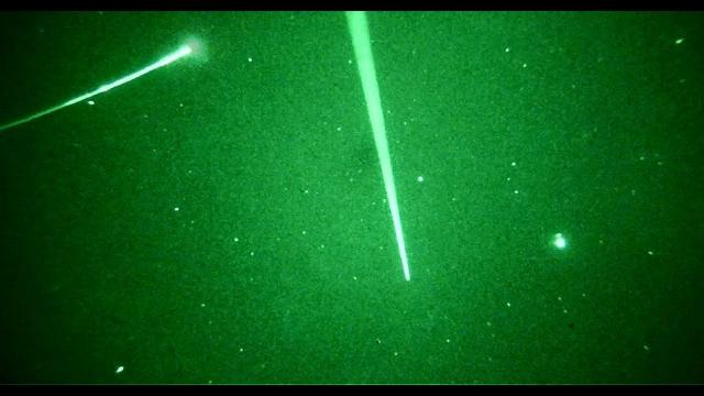 UFO Lou   - IMAGE INTENSIFIED METEORITES