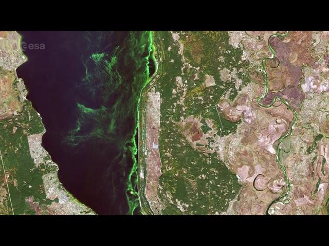 Ukraine's capital Kyiv - Take a tour from space