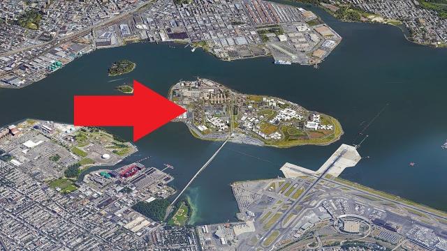 Hard-To-Reach Island Off New York City Coast Is Rumored To Be Haunted Due To Its Storied Past