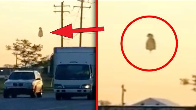 Strange Unearthly & Mysterious UFOs Caught On Camera!