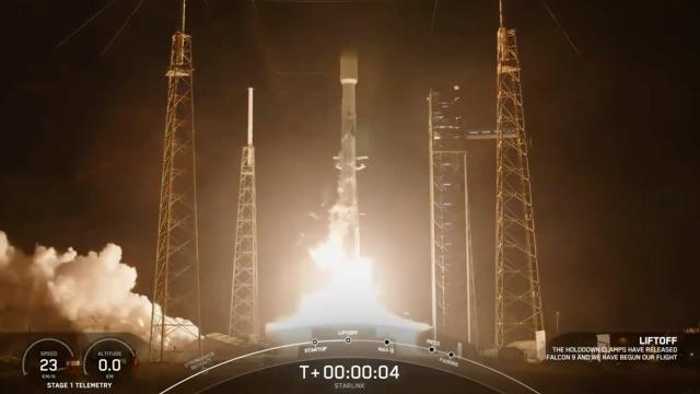 Blastoff! SpaceX launches 23 Starlink satellites in early morning, nails landing