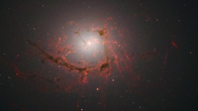 Pan across NGC 4696