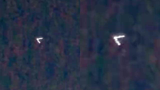 Triangle V-Shaped UFO with Bright Lights Hovering over Austin (Texas) - FindingUFO