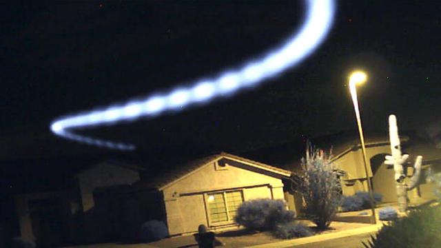 UFOs Caught On Home Security Cameras! Mysterious Objects Caught On Surveillance Cameras