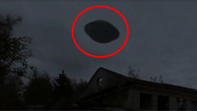 The Latest Traces Of UFO!! Unexpected Real UFO Sighting Caught On Tape, Real UFO Videos 2017