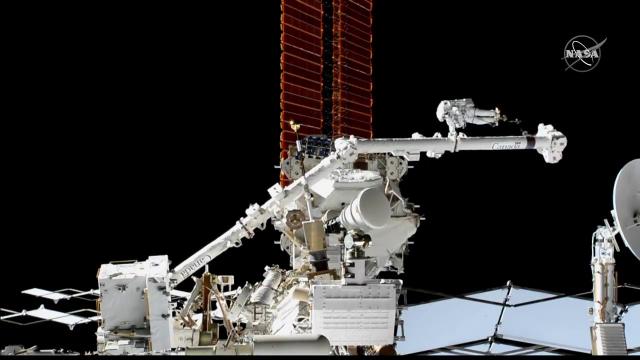Spacewalker Travels Via Robotic Arm in Amazing Space Station Video