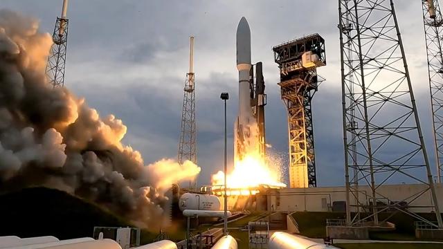 Atlas V rocket launches missile-warning satellite for Space Force
