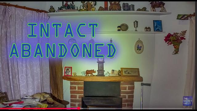 LONLEY ABANDONED BUNGALOW  Salisbury EVERYTHING LEFT BEHIND