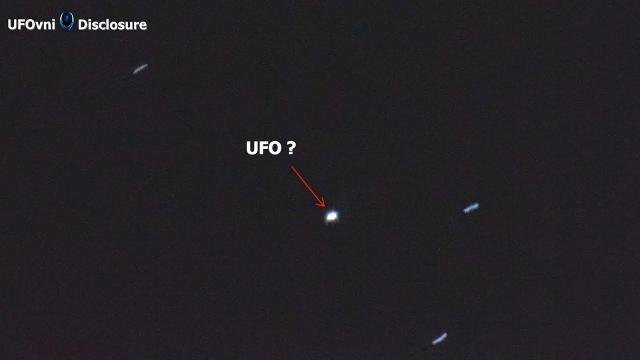 UFO Strange Flying In The Sky, Filmed By Telescope Color, Mar 9, 2017