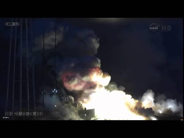 Explosion! Cygnus Cargo Spacecraft Destroyed In Launch Mishap |  Video