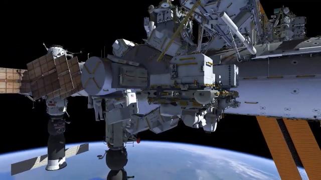 Installing ISS Docking Adapter for Starliner & Dragon - Animation