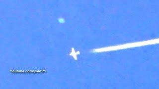 UFO,strange Plane Crosses At Speed Mexico Tijuana▬OVNI Y Extraño Avion Cruza A Velocidad 20/05/2014