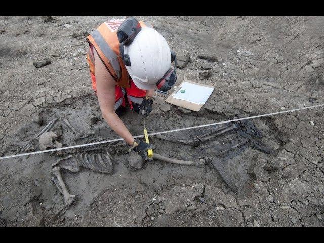 A 500 Year Old Skeleton Was Found In The Thames, And Its Weird Boots Held A Clue To The Man’s Death