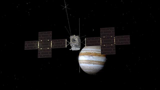 ESA's JUICE spacecraft flies to the Jupiter system in amazing animation