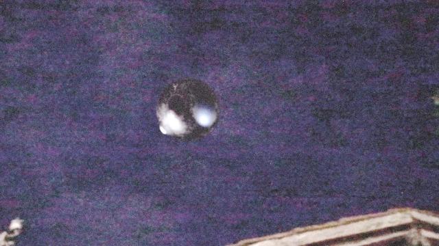 Strange SPHERE UFO SIGHTING over SWEDEN !!! May 2016