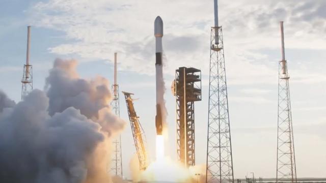 Blastoff! SpaceX launches Starlink batch on 40th mission of 2024, nails landing