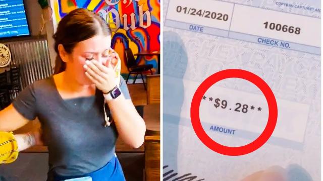 This Mom Got $9 Paycheck For 70 Hours of Work As a Waitress !